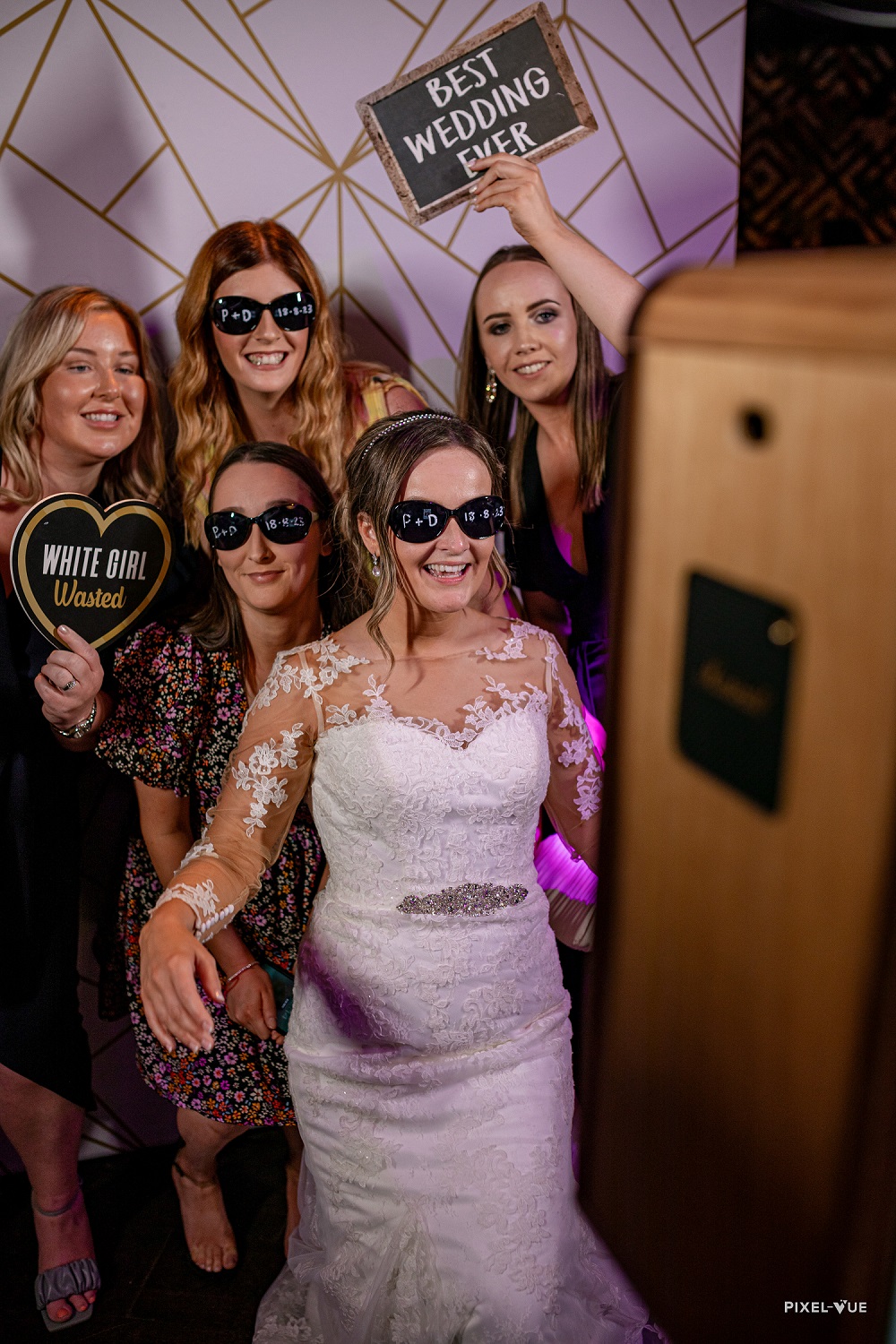 Icon Photo Booth Packages in Novi, Michigan